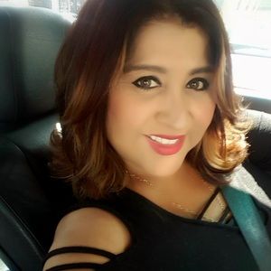 Meet your Posher, Juanita